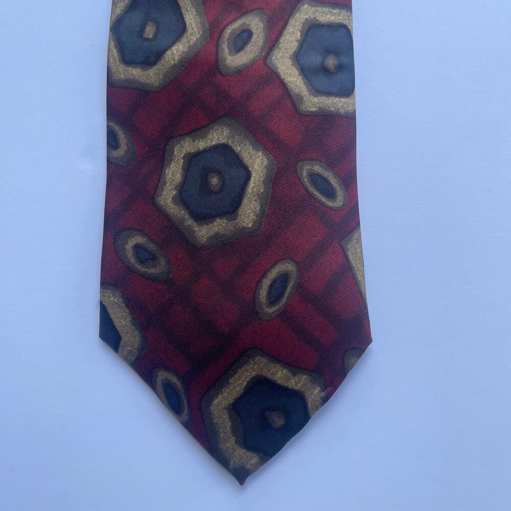 Kuppenheimer Mens 100% Silk Tie Made in Italy Burgundy Blue Gold Geometric